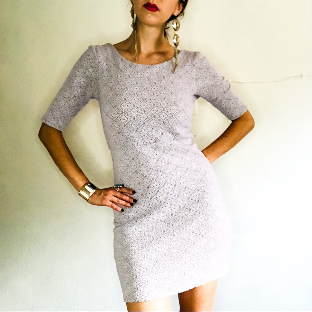 🔥SOLD🔥 Lavender Lowback Bodycon Mini Dress - Picture 3 of 7